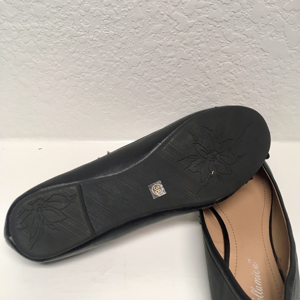 Flats - Picture 5 of 5